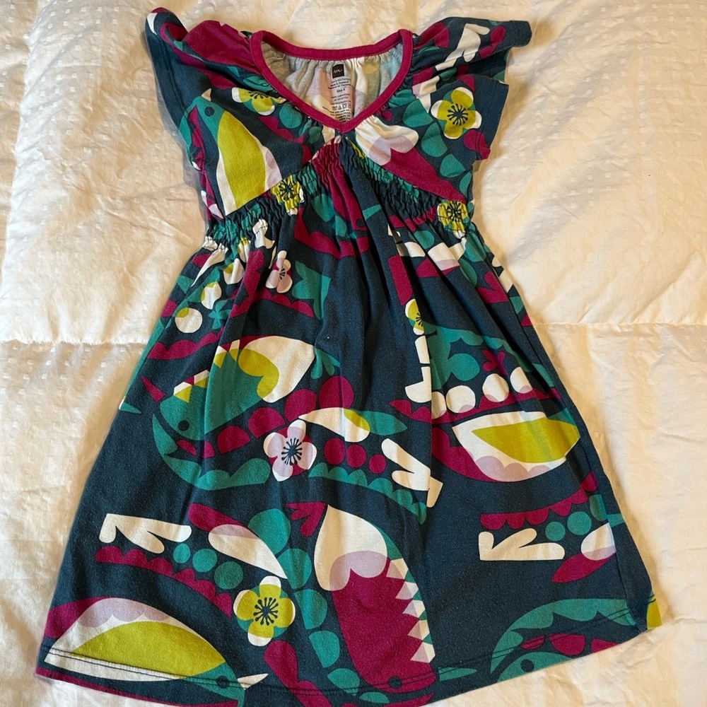 Tea Collection Girls Short Sleeve Dress Size 4 Mod Pattern with Bold Colors